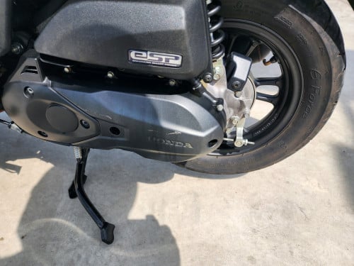 Honda Scoopy110ccមានផ្លាកលេខកាតគ្រីត្រឹមត្រូវលក់តម្លៃចចារបាន 本田 Scoopy 110cc有正确证卡出售中 价格可以谈的