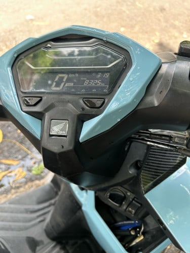 Honda vario 125cc ស្មាតឃី year 2023 មានពន្ធ