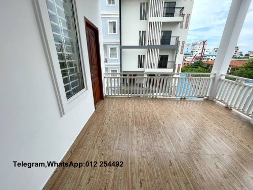 Huge Terrace Furnished Apartment for Rent