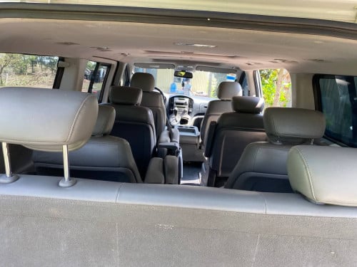HYUNDAI Starex 2012 For Rent /出租