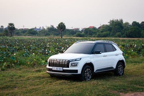 Hyundai Venue 2026 ឡានថ្មីខ្លាញ់គោ 21,900$