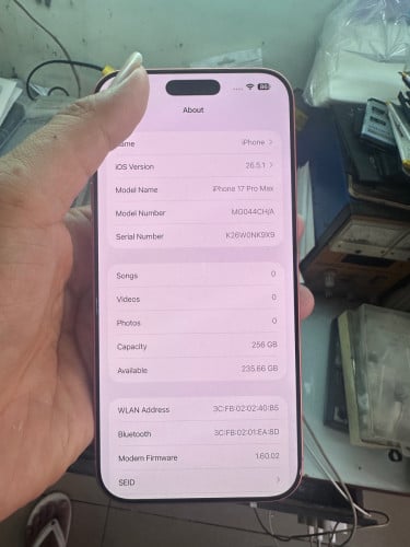 I phone 17 pro max 256g CH ស្អាត99% ថ្ម100% សាកបាន16