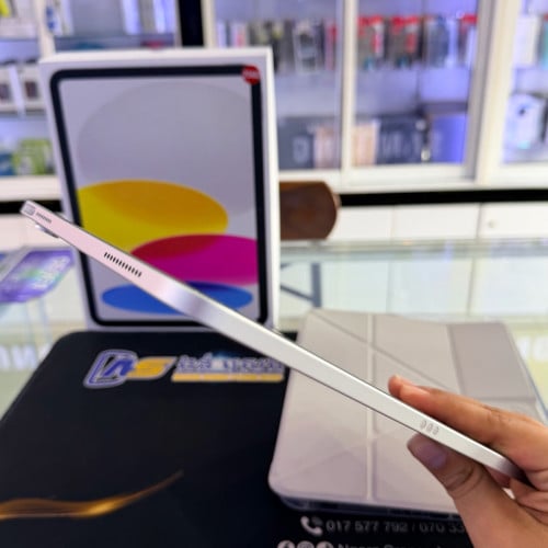 iPad A16 256gb 99% warranty 11 months