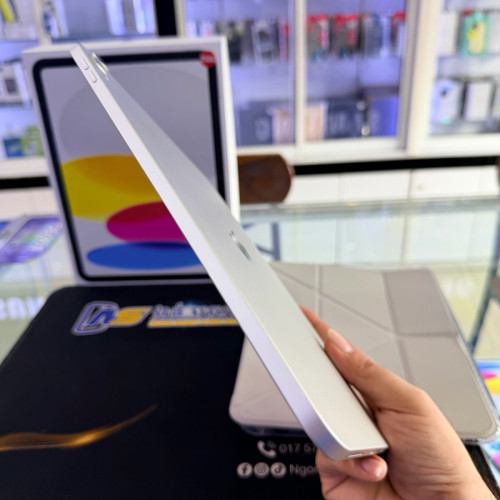 iPad A16 256gb 99% warranty 11 months