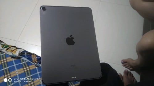 Ipad pro 11ing លក់កាត់សាច់