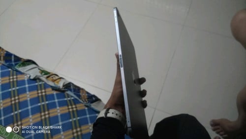 Ipad pro 11ing លក់កាត់សាច់