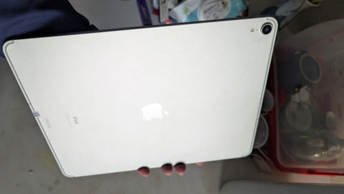 ipad pro 12.9inch 2018 64G refresh rate 120hz ស្អាត 99.99%
