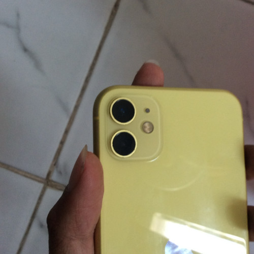 iPhone 11