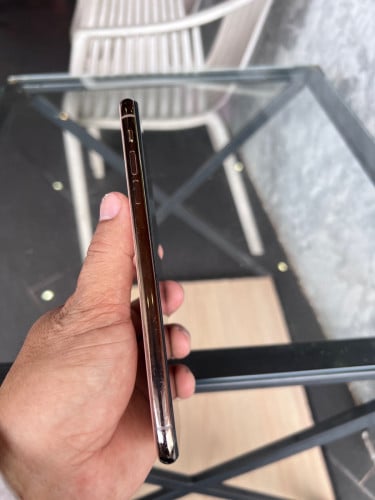 iPhone 11 Pro Max 64 ស្គេន
