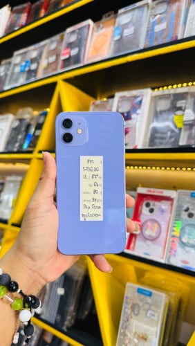 iPhone 12
