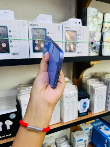 iPhone 12 តម្លៃពិសេស ការធានាជូន 400ថ្ងៃ