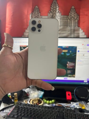 iPhone 12 Pro / 128g / no scan អេក្រង់ GX លក់តំលៃក្រោមទីផ្សារ 180$ ដាច់