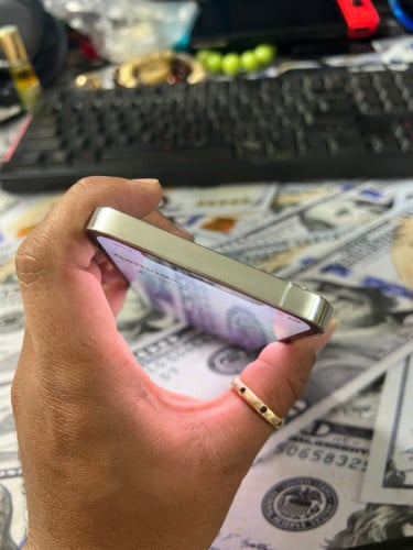iPhone 12 Pro / 128g / no scan អេក្រង់ GX លក់តំលៃក្រោមទីផ្សារ 180$ ដាច់