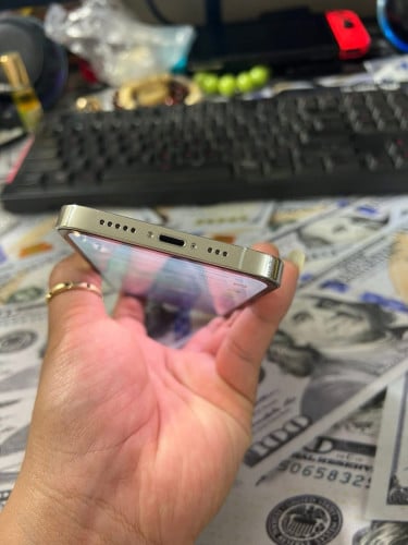iPhone 12 Pro / 128g / no scan អេក្រង់ GX លក់តំលៃក្រោមទីផ្សារ 180$ ដាច់
