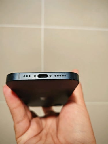 iPhone 16e (Lock SIM)