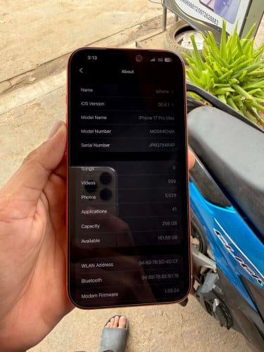 iPhone 17 pro max CH 256G 1160$