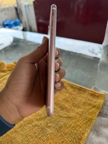 IPhone 7 Plus 256GB តួនៅស្អាត97% អត់ជាប់អីទាំងអស់