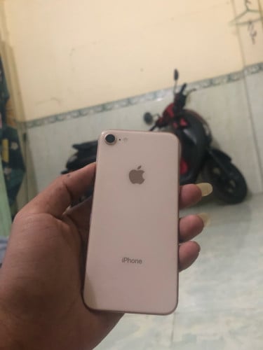 iPhone 8G សានុំសុីនស្កេន 20$