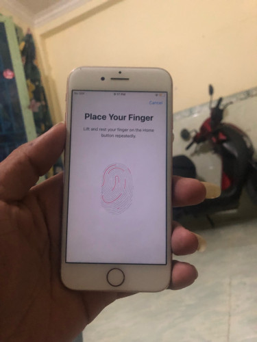 iPhone 8G សានុំសុីនស្កេន 20$