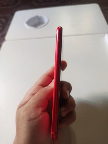 Iphone SE2 (2020)លក់ធូរជាងទីផ្សារ