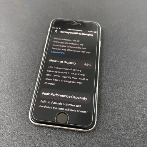 IPhone SE3 64G  (99.99%)