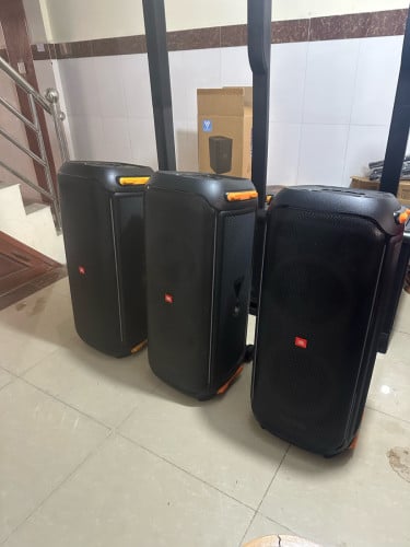 Jbl 710