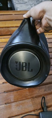 jbl boomboxឆ្នាំងសុីន ដូរថ្មហើយ ថ្មកាន់សំលេងណែន129$ វៃដូរបាន