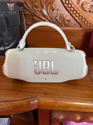 JBL Charge 6 99%