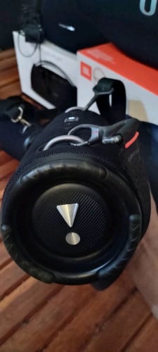 jbl xraem3 98%ទឹកបុិច ថ្មកាន់សំលេងណែន 129$ វៃដូរបាន jbl xraem3 ខ្មៅ 119$