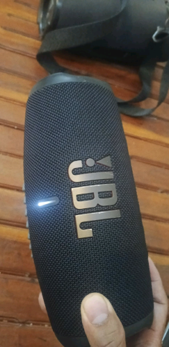 jbl xrame3 នៅសានុំថ្មកាន់សំលេងណែន ចុចបើកបីដងបានចេញ 30មុឺន