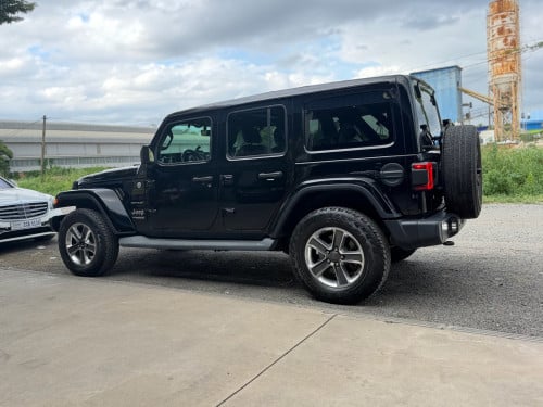 Jeep Wrangler Sahara 2020