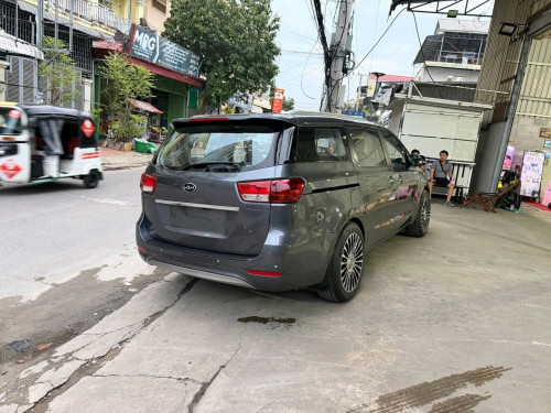Kia Carmen 2016