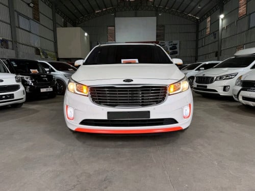 Kia carnival 2015