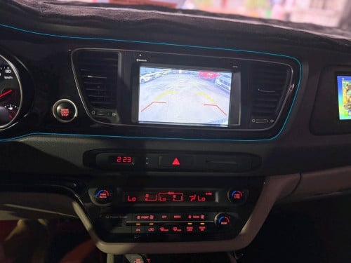 Kia carnival 2015