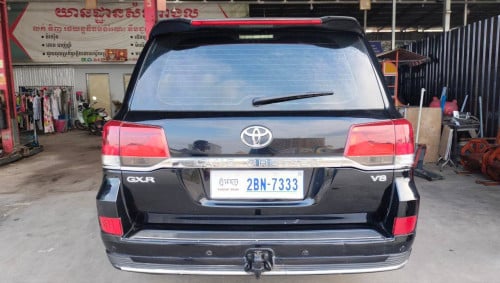 LAND CRUISER 2008 UP 2021 V8 For Rent /出租