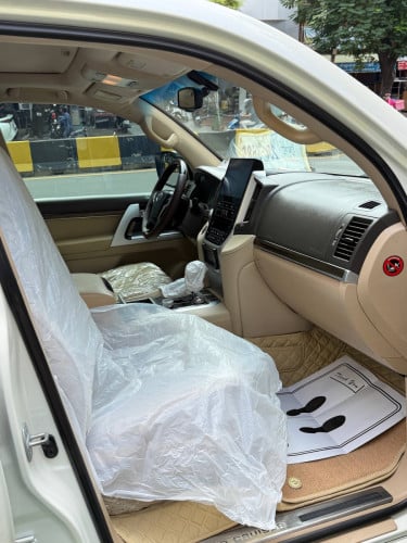 Land Cruiser Arab V6 សាំង 2008 Up 21