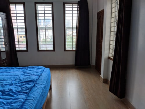 Large Balcony 2Bedroom Apartment BKK3 near BKK1