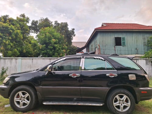Lexus.ឆ្នាំ99