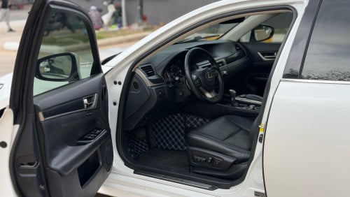 LEXUS GS200T 2016 Full Option