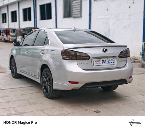 LEXUS HS250h 2010 Half Full