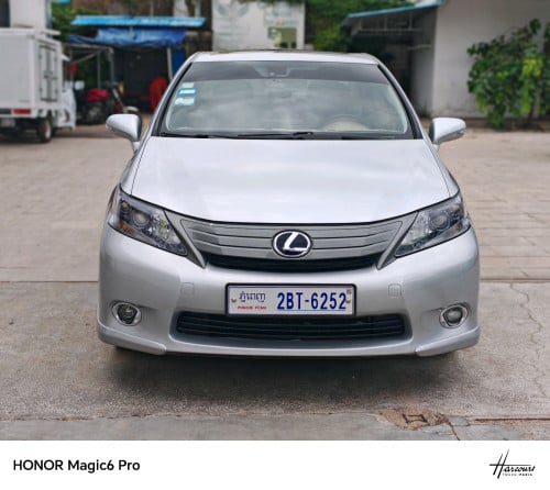 LEXUS HS250h 2010 Half Full
