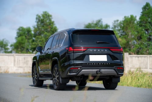 Lexus Lx600