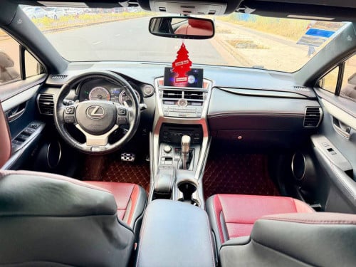 LEXUS NX 200T 2015 For Rent /出租