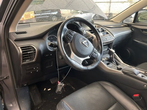 Lexus Nx200t