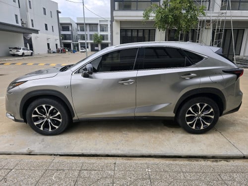 Lexus Nx200t 2015 F-sport 5button