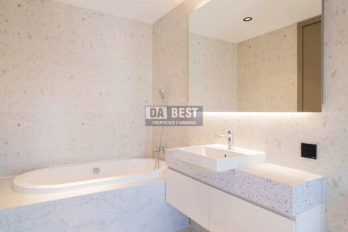 Luxury 3 Bedroom Condo for Rent at Time Square 5, BKK1 – Phnom Penh