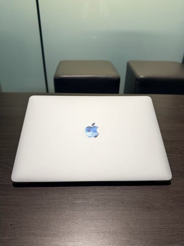 MacBook M1 | 13inch 8GB 256GB