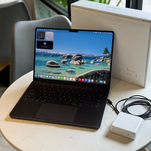 Macbook Pro M4 Chip 24GB+1TB 98%