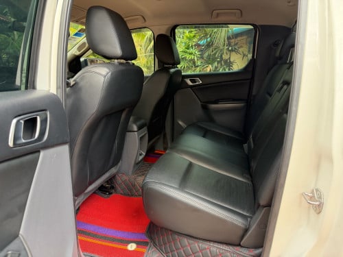 Mazda BT 50 2018 ម៉ាសុីនធំ 3.2 ឡានថ្មីណាស់