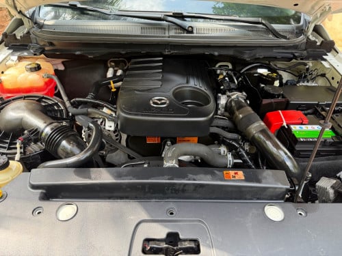 Mazda BT 50 2018 ម៉ាសុីនធំ 3.2 ឡានថ្មីណាស់